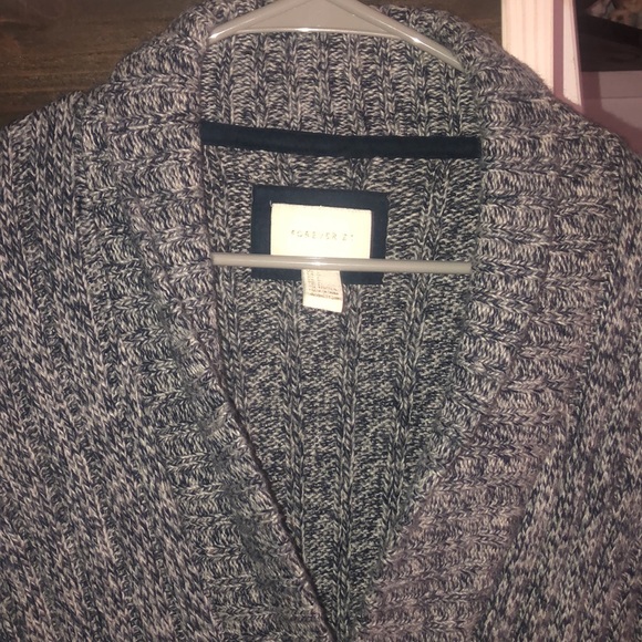Forever 21 Long Button Down Cardigan - small size - Picture 4 of 11